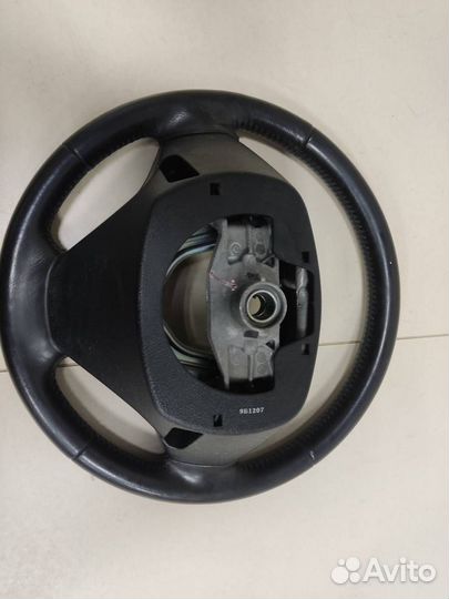 Рулевое колесо Kia Ceed