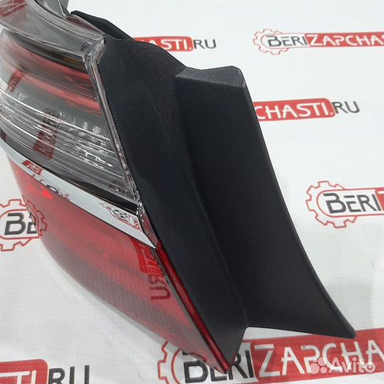 Фонарь в крыло задний левый Toyota Camry V55