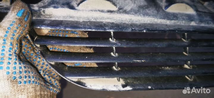 Решётка радиатора Mitsubishi Space Star