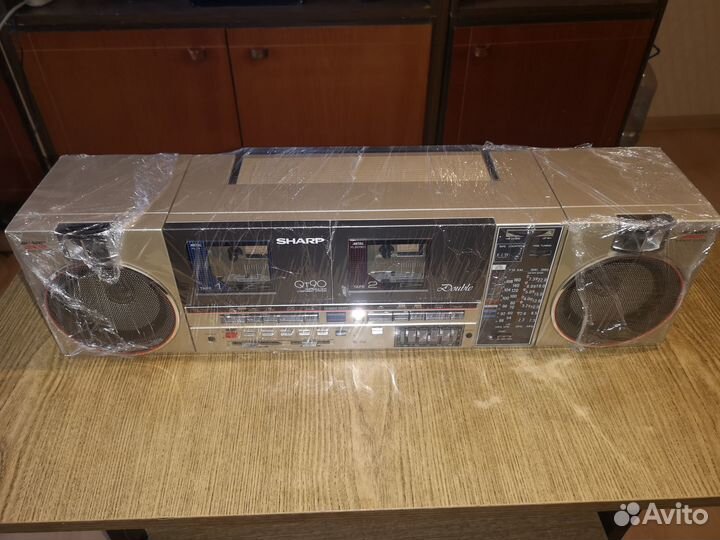 Магнитола sharp QT 90