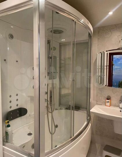 Комната 17 м² в 3-к., 9/16 эт.