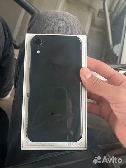 iPhone Xr, 64 ГБ