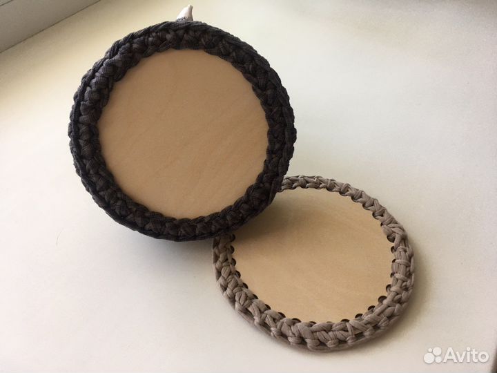 Корзиночка серая с крышкой