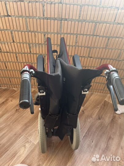 Коляска инвалидная