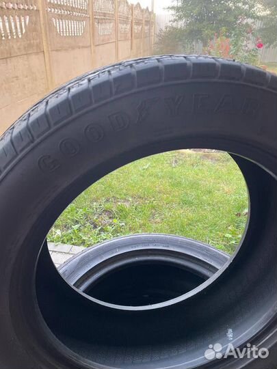 Goodyear Eagle Sport 215/55 R17