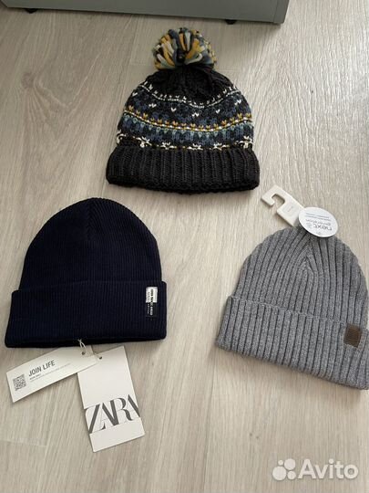 Новые шапки zara