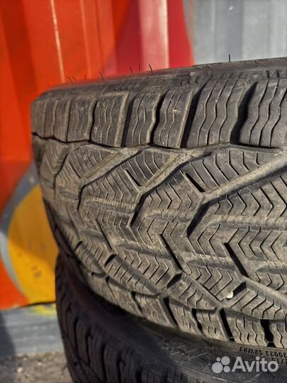 Tigar Winter 225/40 R18 92V