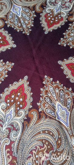 Павловопосадский шерстяной платок