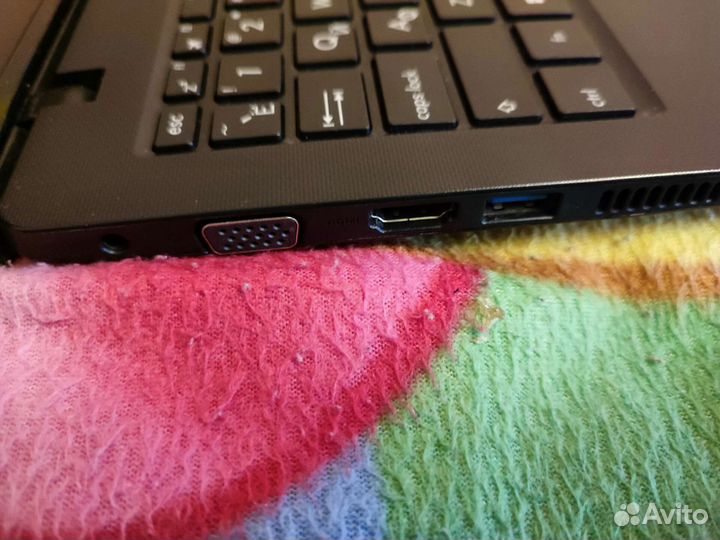 Сенсорный ноутбук Asus X200MA