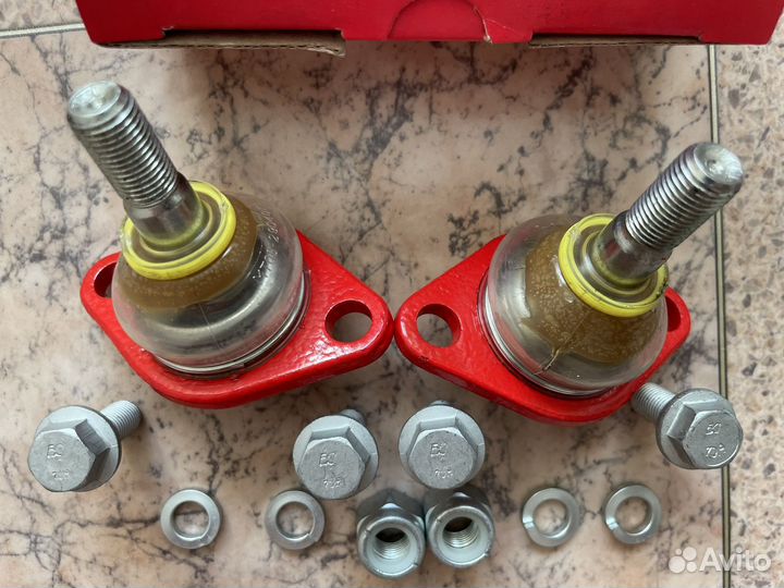 Усиленные шаровые опоры трек TRS Priora Granta