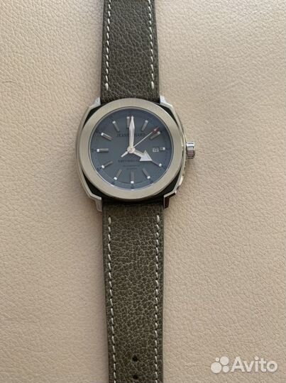 Часы JeanRichard Terrascope