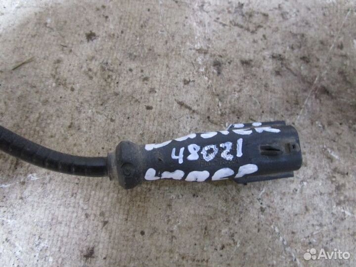 Датчик ABS передний Renault Duster 2012 (479109155