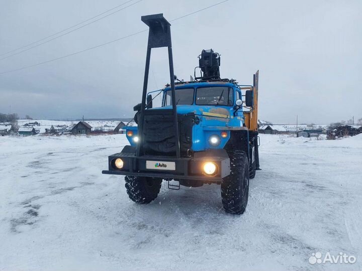 Урал 5557 с КМУ, 2011