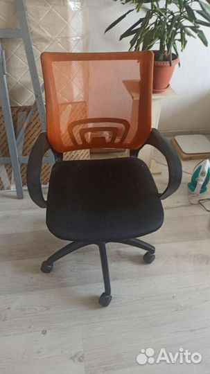 Компьютерное/офисное кресло бу Бюрократ