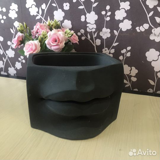 Кашпо для цветов