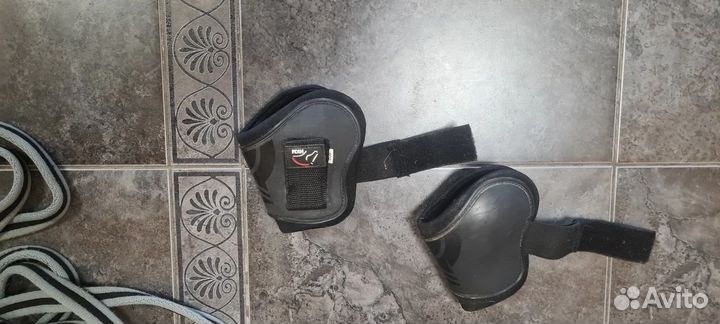 Ногавки, вальтрап, подперстье, капсюль, бинты