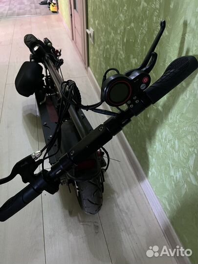 Электросамокат kugoo