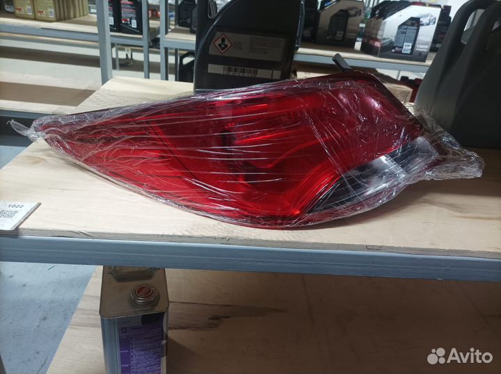 Фонарь задний Hyundai solaris 2015