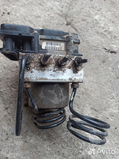 Блок abs Mitsubishi Colt Z30