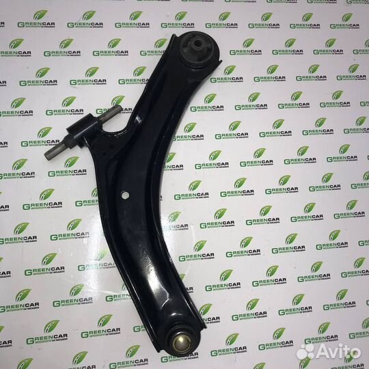 Рычаг передний правый на nissan / renault