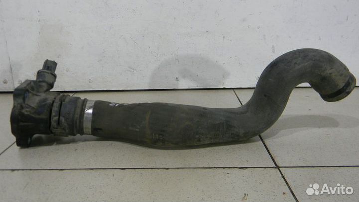 Патрубок системы охлаждения