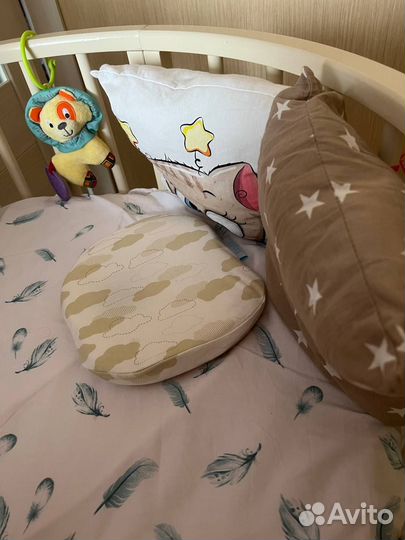 Подушка анатомическая для новорожденных Nuovita