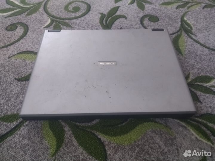 Ноутбук asus