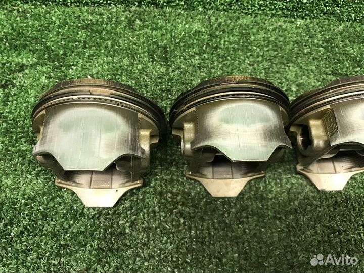 Поршень Honda CBR 900 919 98-99 SC33