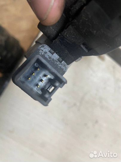 Стеклоподъемник электический Mazda 6 GG LF 2005