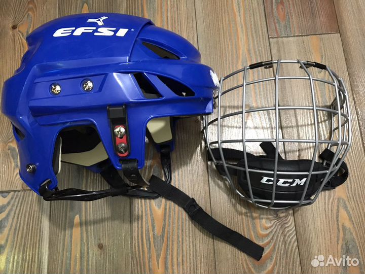 Хоккейный шлем