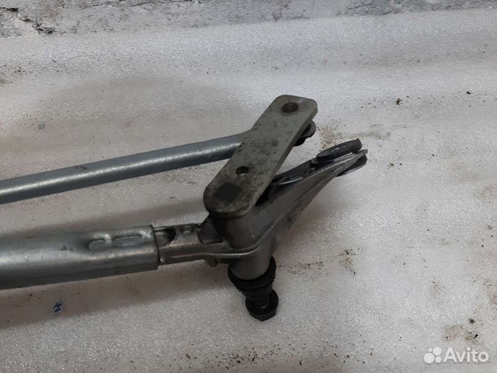 Трапеция стеклоочистителей bmw e90 e92