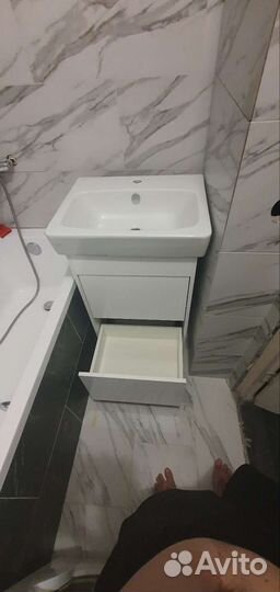 Тумба с раковиной для ванной новая