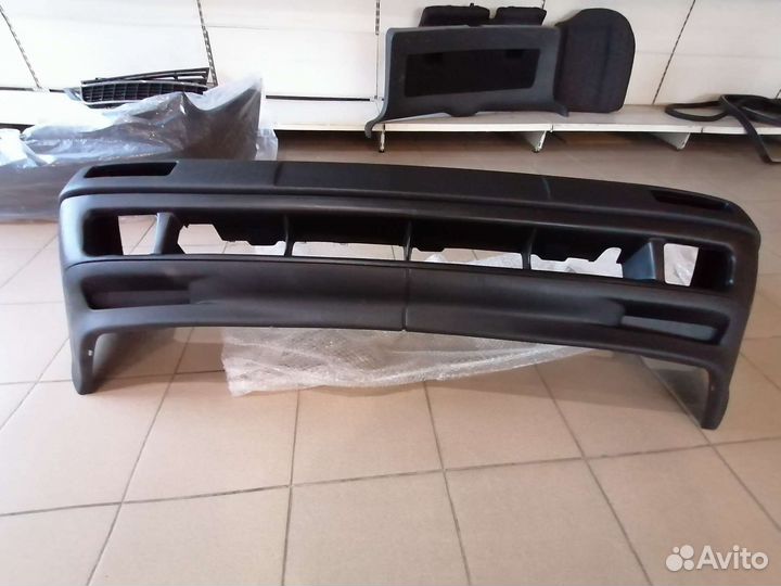 Передний бампер новый Джетта 2