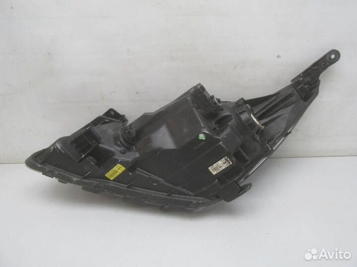 Фара правая Hyundai Solaris