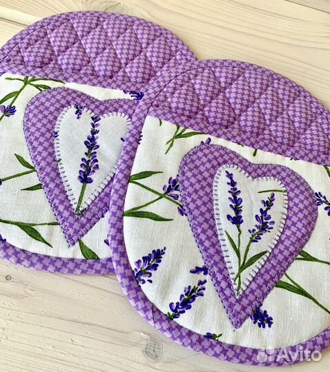 Грелка на чайник и прихватки 