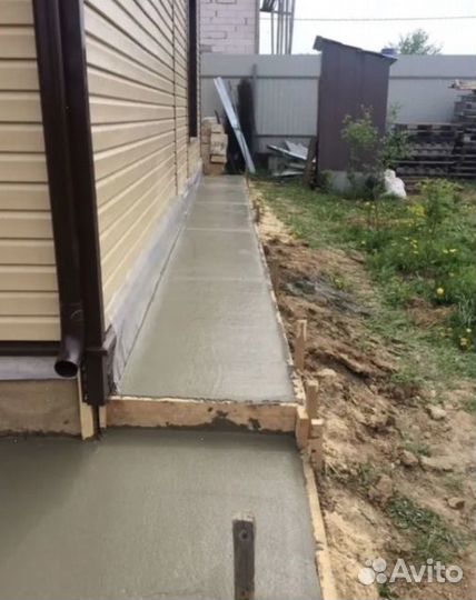 Фундаментные работы, отмостка вокруг дома