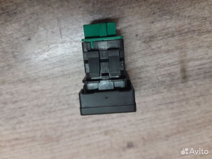 Кнопка сигнализации Citroen C4 I (2004—2014)