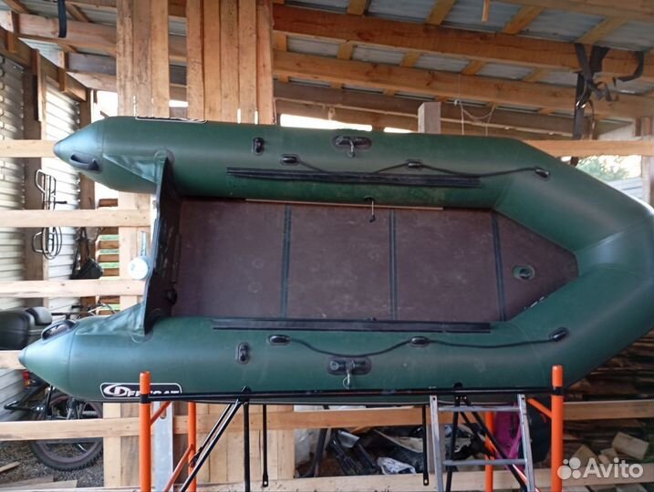 Надувная лодка пвх