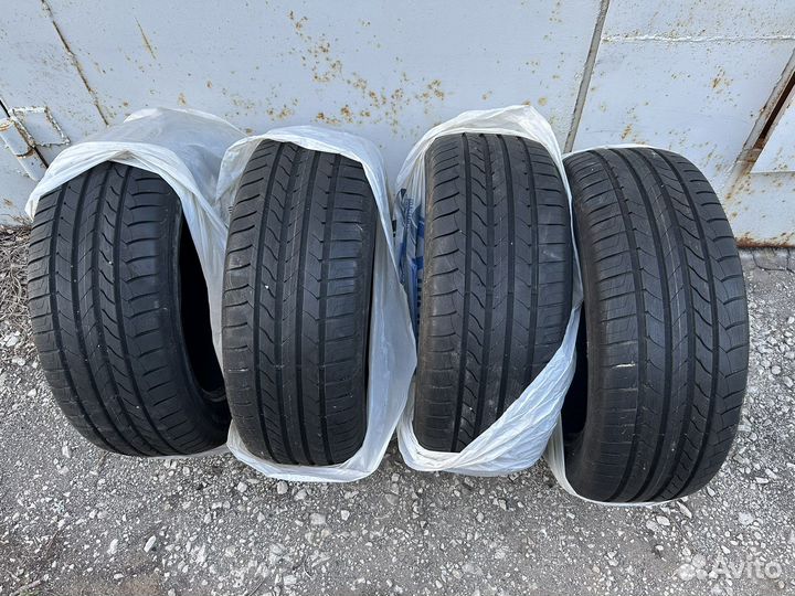 Goodyear EfficientGrip 235/55 R18