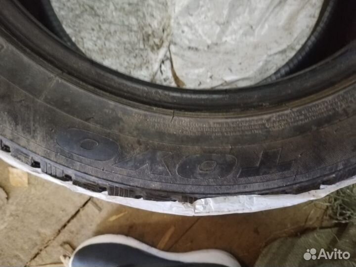 Toyo Observe G3-Ice 215/55 R17 98T