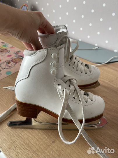 Фигурные коньки Axel 29р