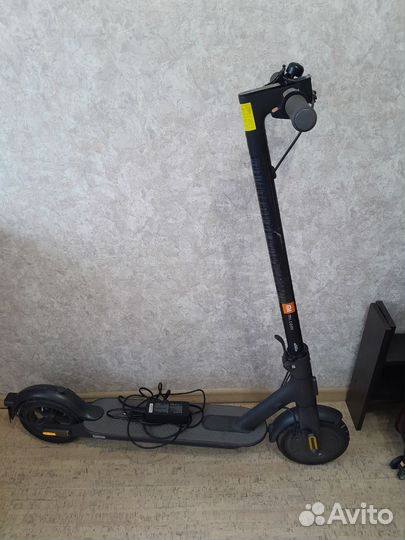 Самокат mi electric scooter essential