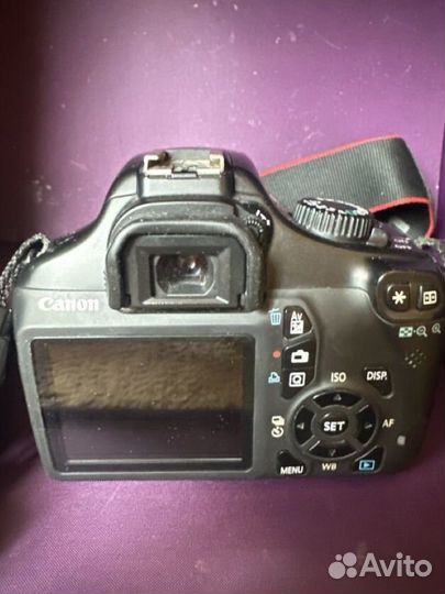 Зеркальный фотоаппарат canon 1100d