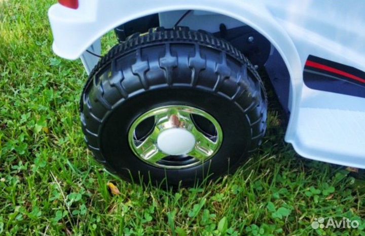 Скутер детский трёхколёсный