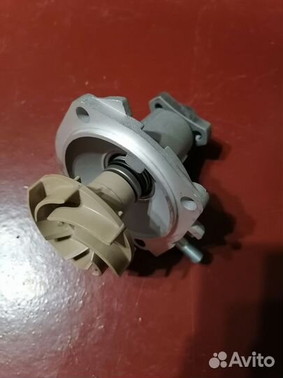 Водяной насос (помпа)