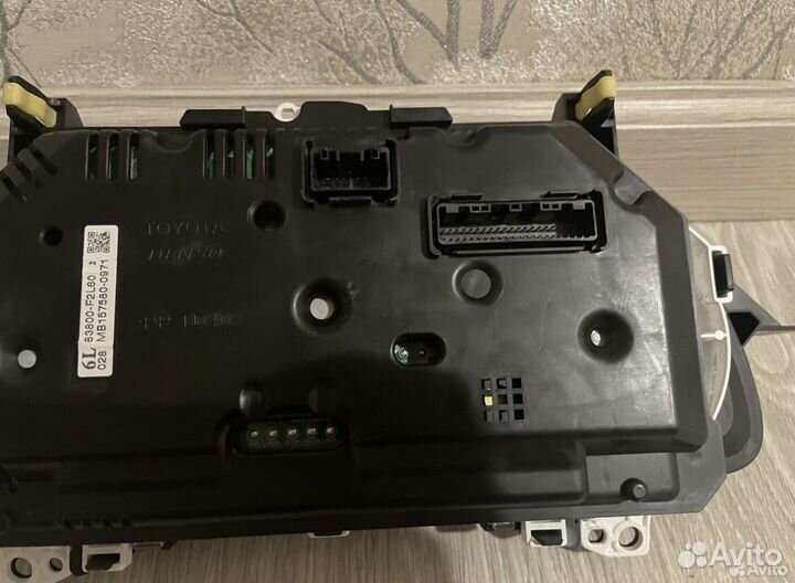 Панель приборов Toyota Corolla E180