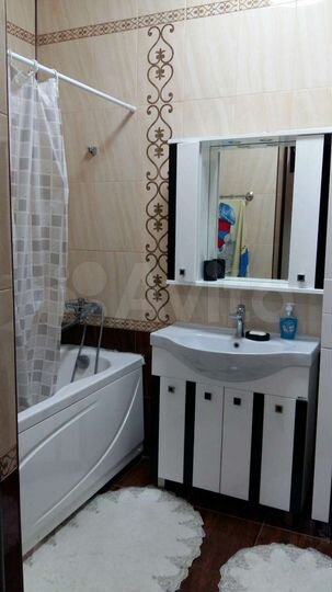 3-к. квартира, 68 м², 2/5 эт.