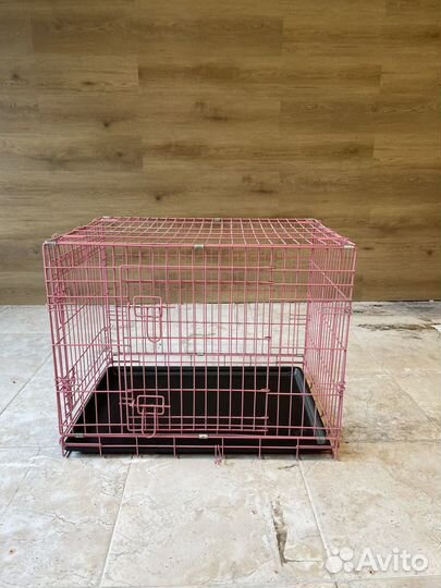 Вольер / клетка для собаки розовая