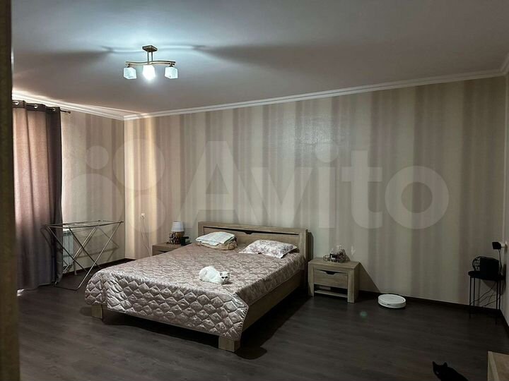 2-к. квартира, 80 м², 1/5 эт.