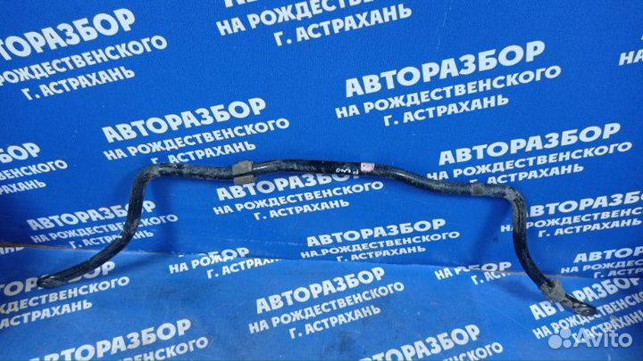 Передний стабилизатор Renault Sandero Stepway